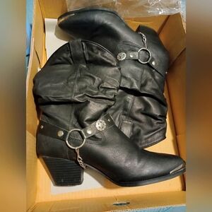 Dingo Women's Supple Pigskin Western Boot - Pointed Toe - DI522 Size 7.5